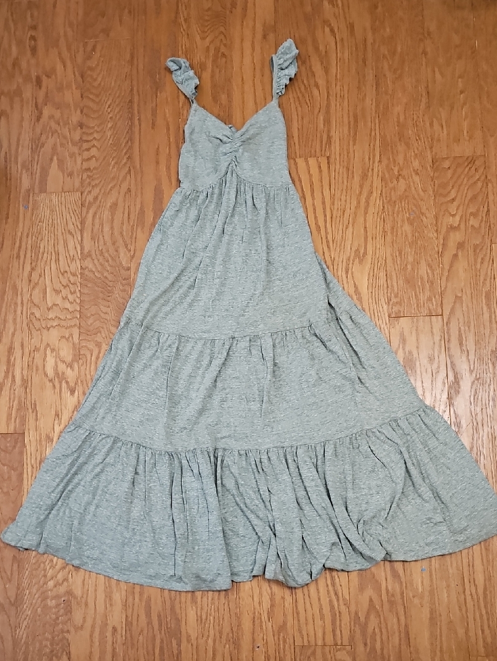 Mikey & Joey Green Maxi Dress With Ruffled Straps & Tiered Skirt Size XS